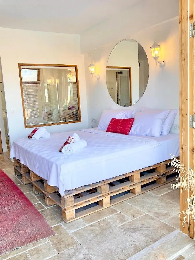Alacati Barbarossa Hotel Çeşme 3*,