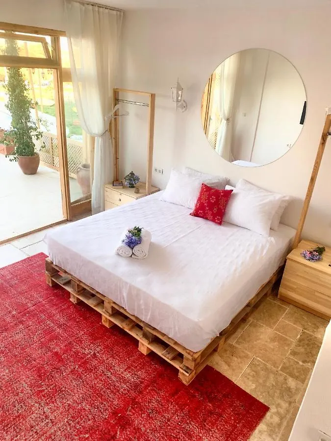 Alacati Barbarossa Hotel Çeşme 3*,